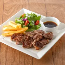 shop/3NPfQlmteL38/descriptions/LSJDGvHpvNFrDwGo_6牛ヒレ肉のカットステーキ.jpg