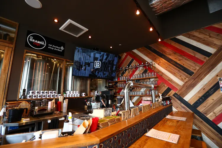 shop/QxaHb5nlanay/descriptions/AoGsX9NkZ3fIFxeN_626_U.B.P Brewery-9.jpg