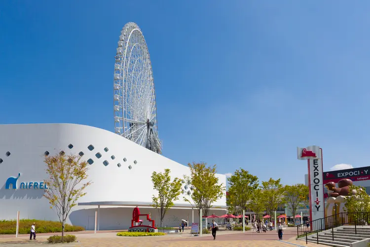 shop/ksNM9uT3pMz2/descriptions/k0SLxVoJMIER0xnA_EXPOCITY_entrance_D.jpg