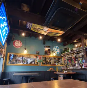 IRISH PUB KENNY's 　 アイリッシュパブ・ケニーズ